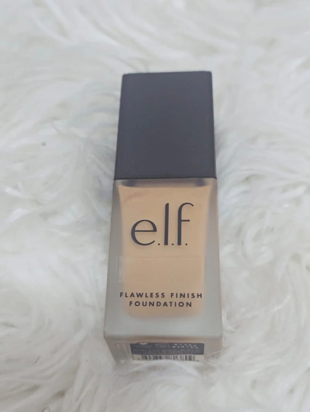 e.l.f. Flawless Finish Foundation Bottle Medium-tan with Golden Undertones